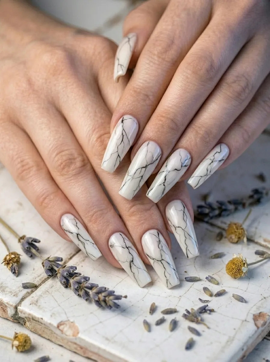 Cracked Porcelain Effect Nails